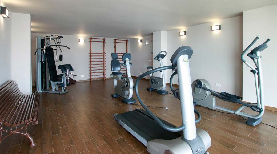 Fitness zone riviera hotel benalmadena costa